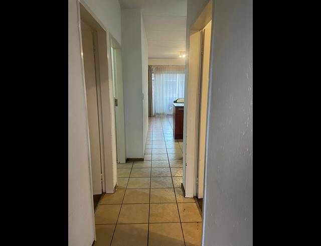2 BEDROOM APARTMENT FOR SALE IN COMET